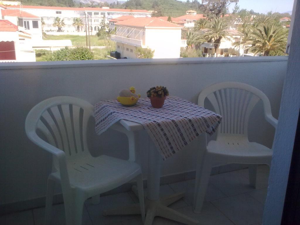 Anna Koralli Studios Laganas Habitación foto